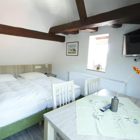 Am Treidelpfad 3* Haßmersheim