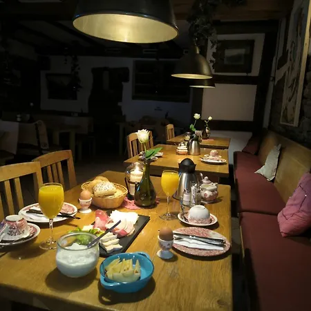 Am Treidelpfad Гостевой дом Хасмерсхайм