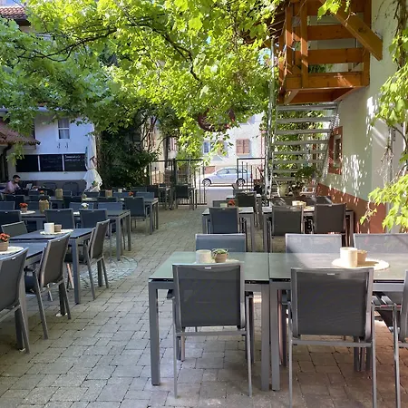 Am Treidelpfad بيت ضيافة