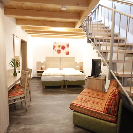 Am Treidelpfad 3* Хасмерсхайм