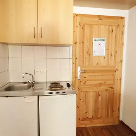 Am Treidelpfad Haßmersheim