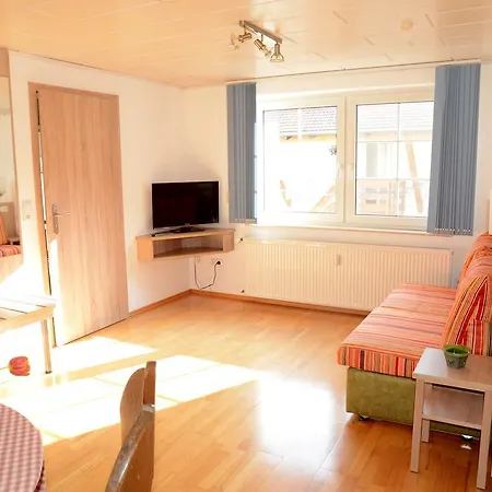 Am Treidelpfad 3* Хасмерсхайм